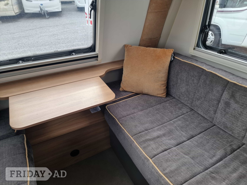 Bailey Discovery D4-4 2021 - Motorhomes & Caravans