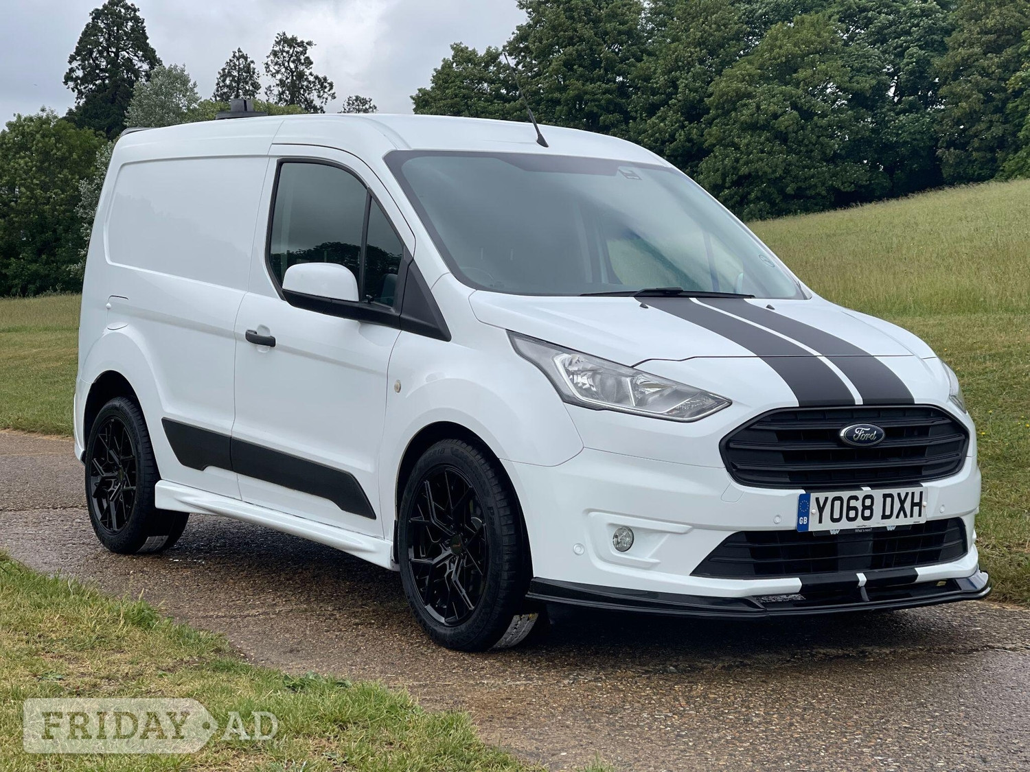 [ berth ]Ford Transit Connect