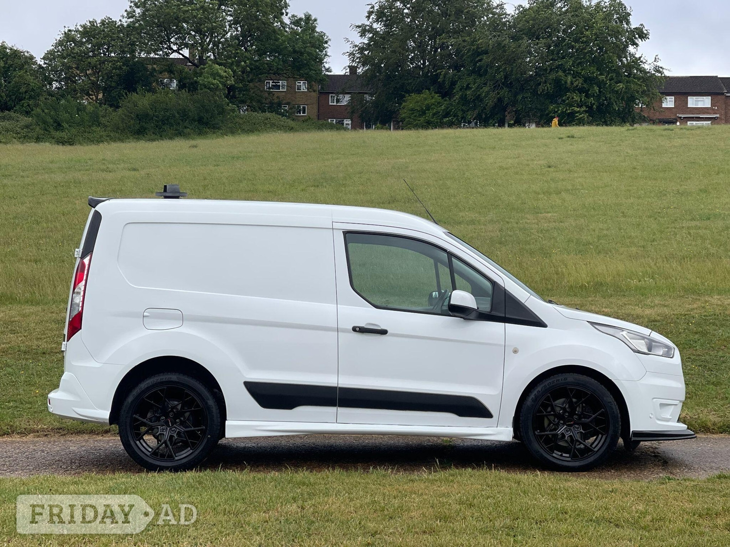 Ford Transit Connect 2019 - Vans & Commercial Vehicles in Hemel Hempstead