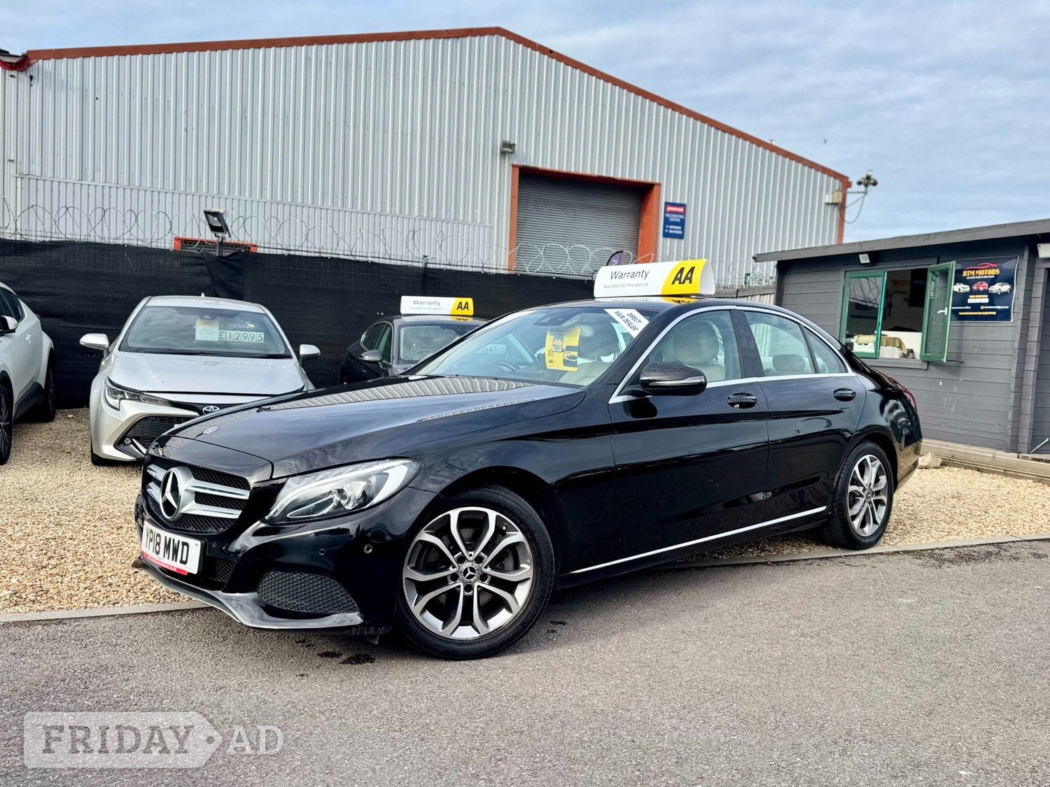 [ berth ]Mercedes-Benz C Class
