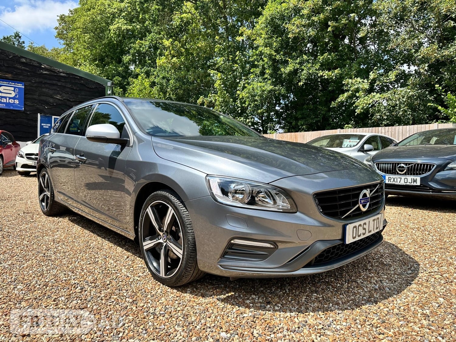 Volvo V60 2016 in Hook