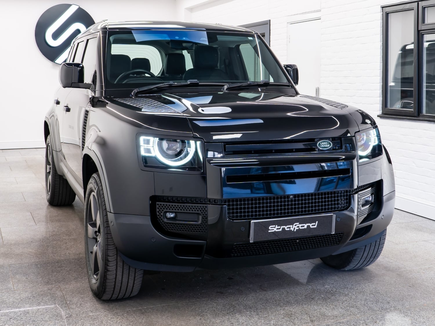 Land Rover Defender 110 Brighton