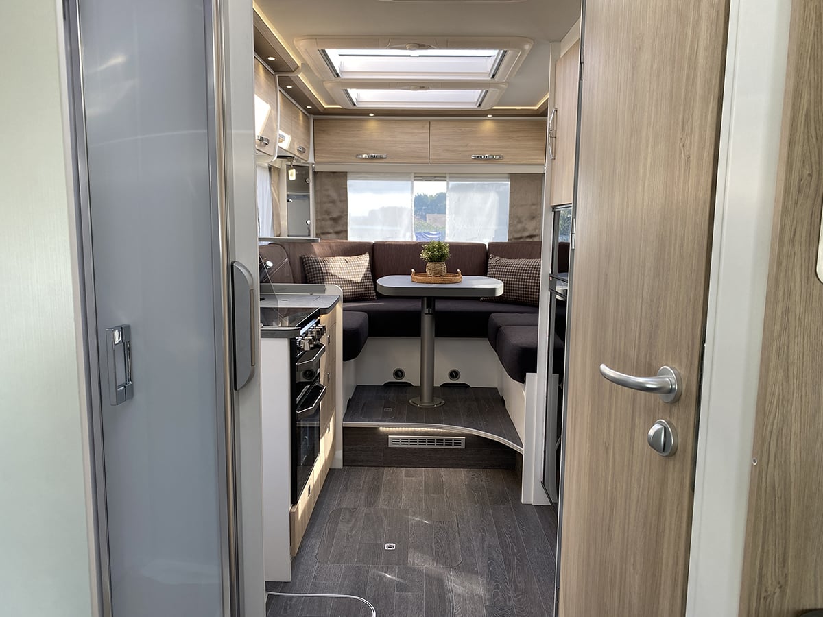 [2 berth ]Frankia F-Line I 680 Plus