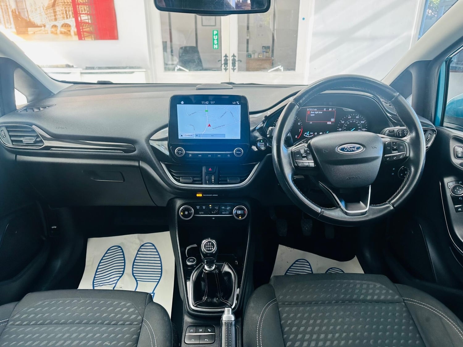 [ berth ]Ford Fiesta