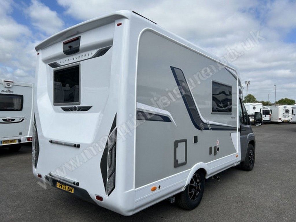Auto-Sleepers NUEVO EK PLUS Preston