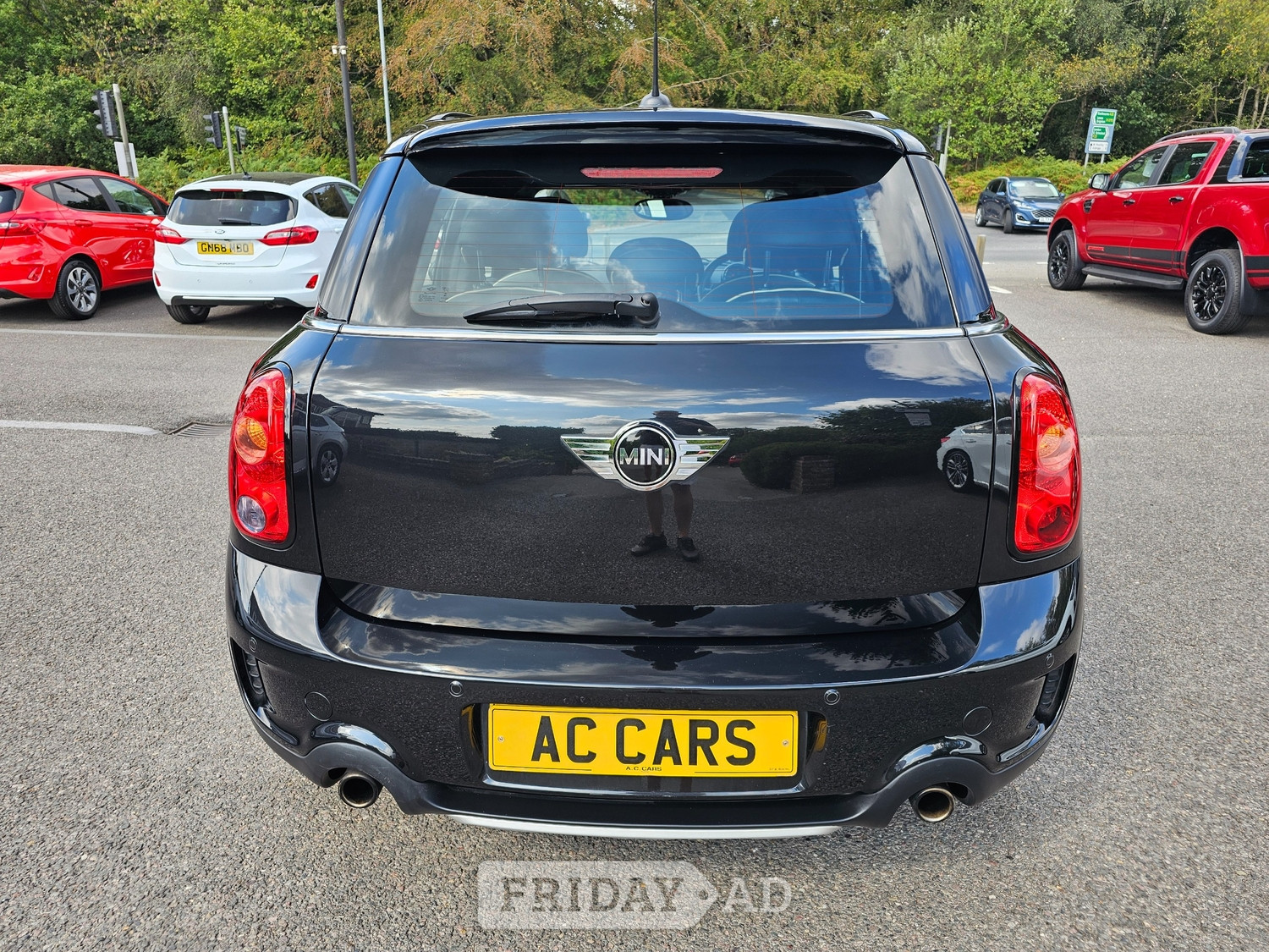 Mini Countryman 2016 - Cars in Forest Row