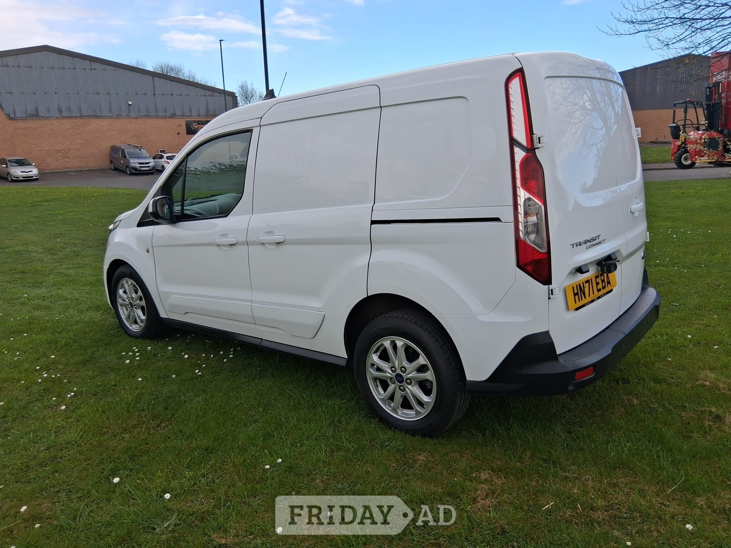 [ berth ]Ford Transit Connect
