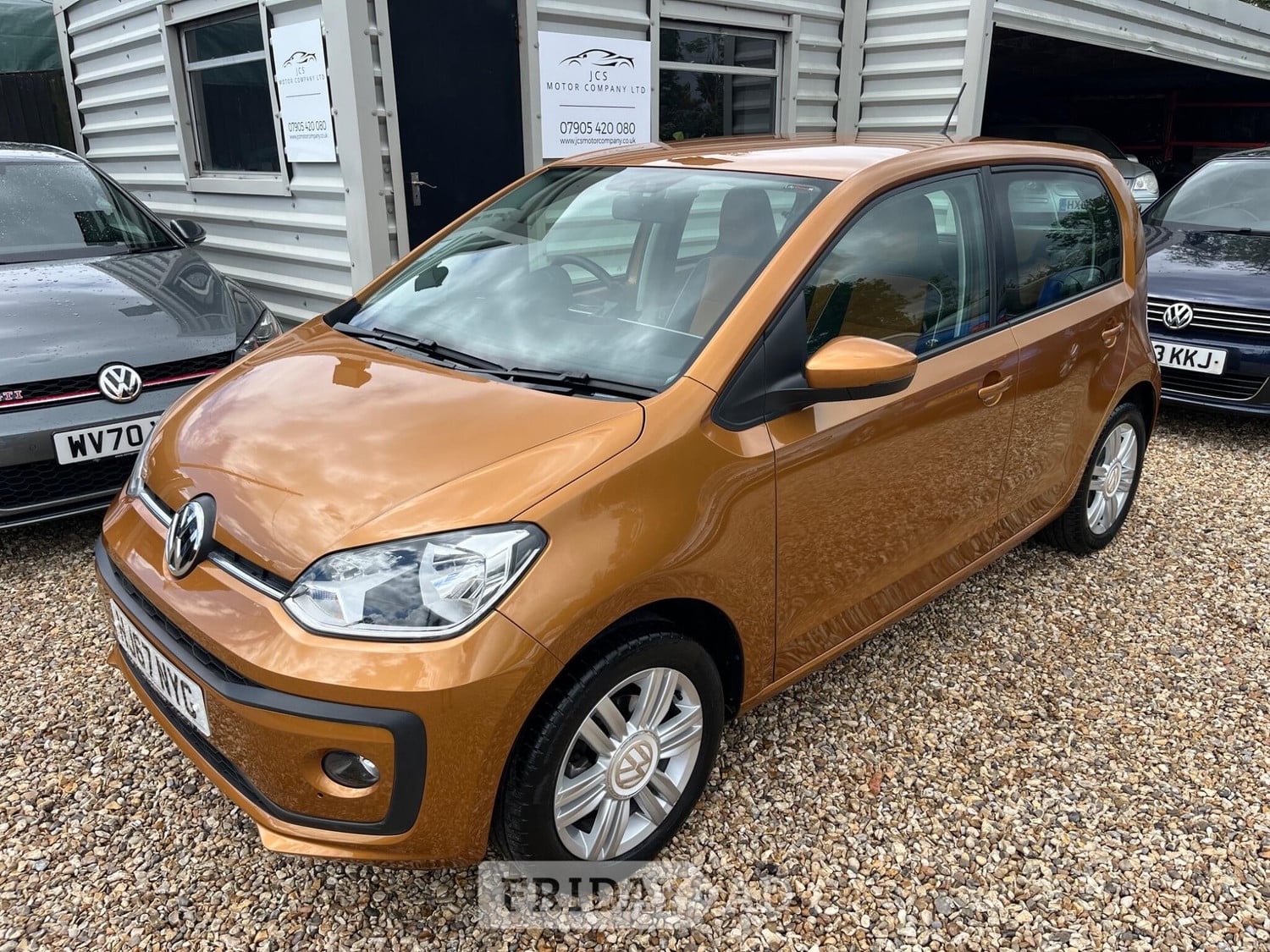 Volkswagen UP! 2017 in Farnham