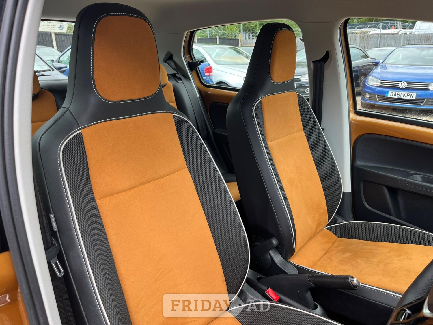 [ berth ]Volkswagen Up