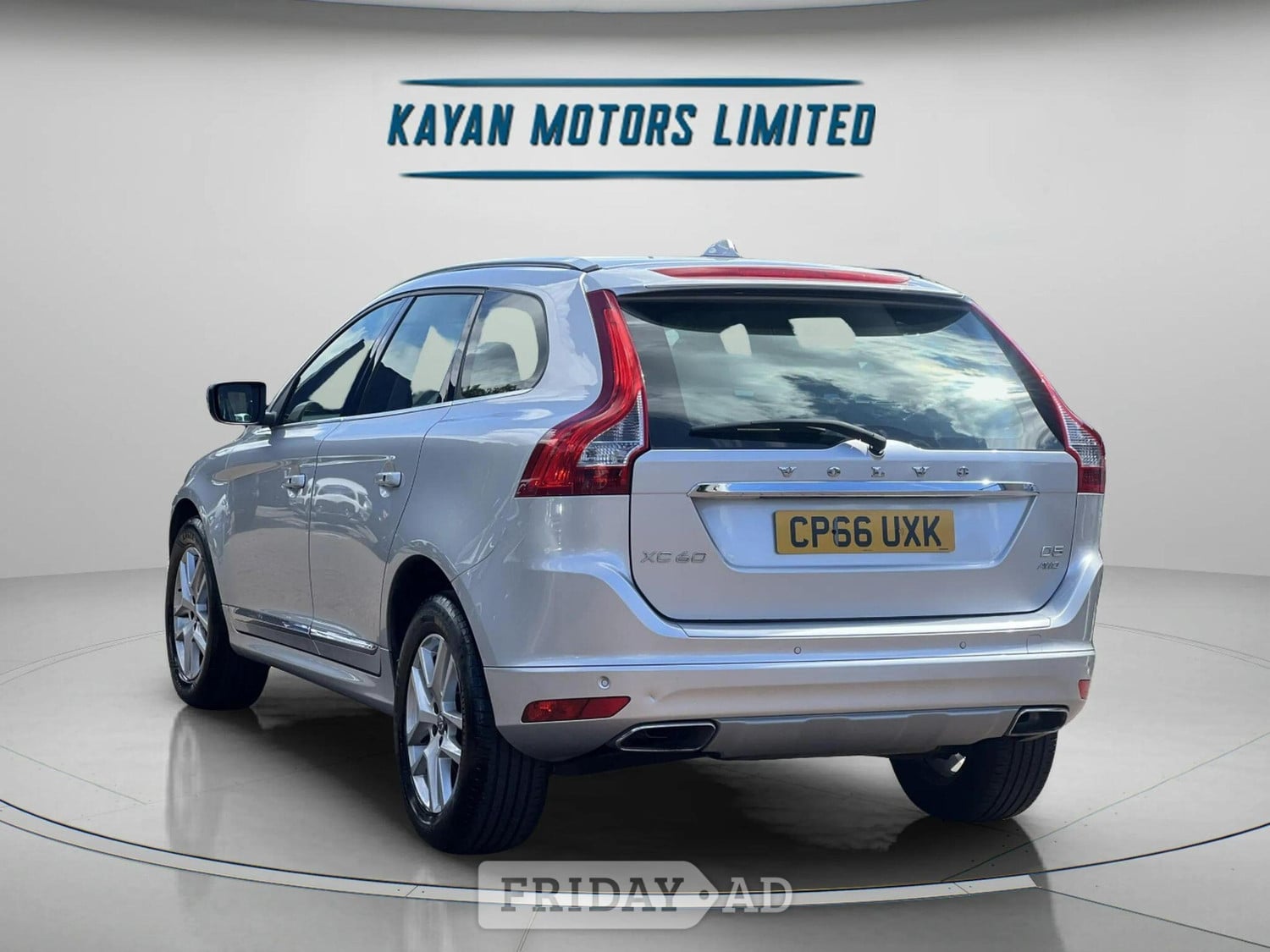 [ berth ]Volvo XC60