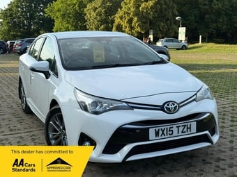 Toyota Avensis 2015