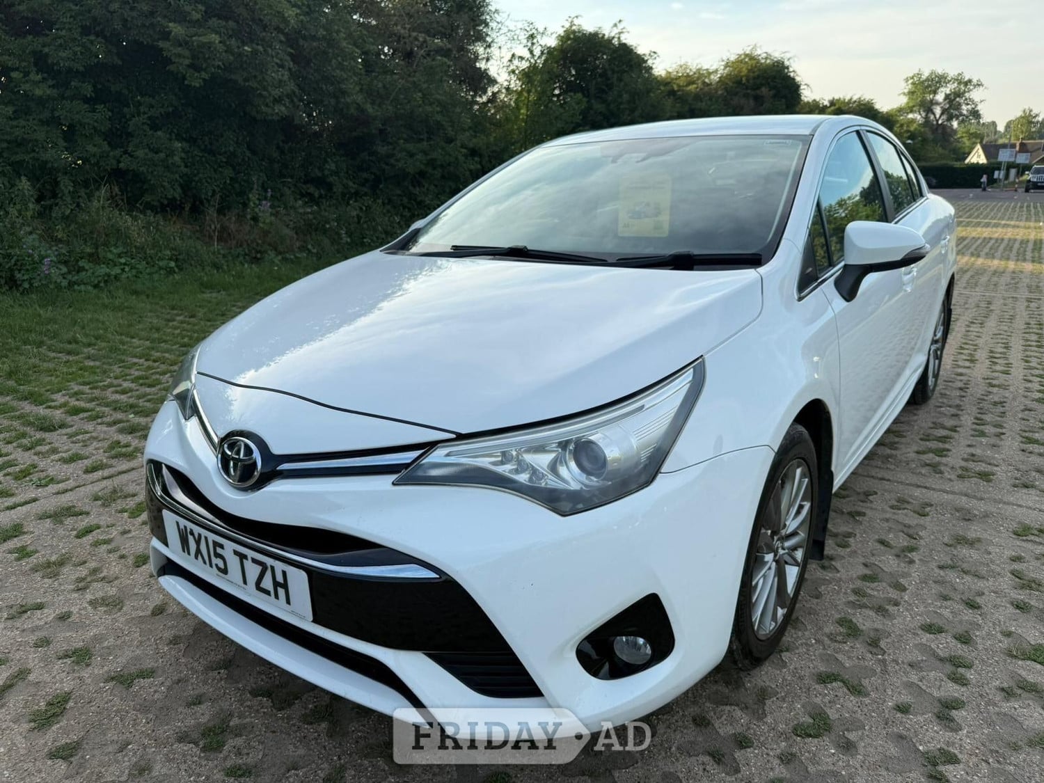 Toyota Avensis 2015 - Cars