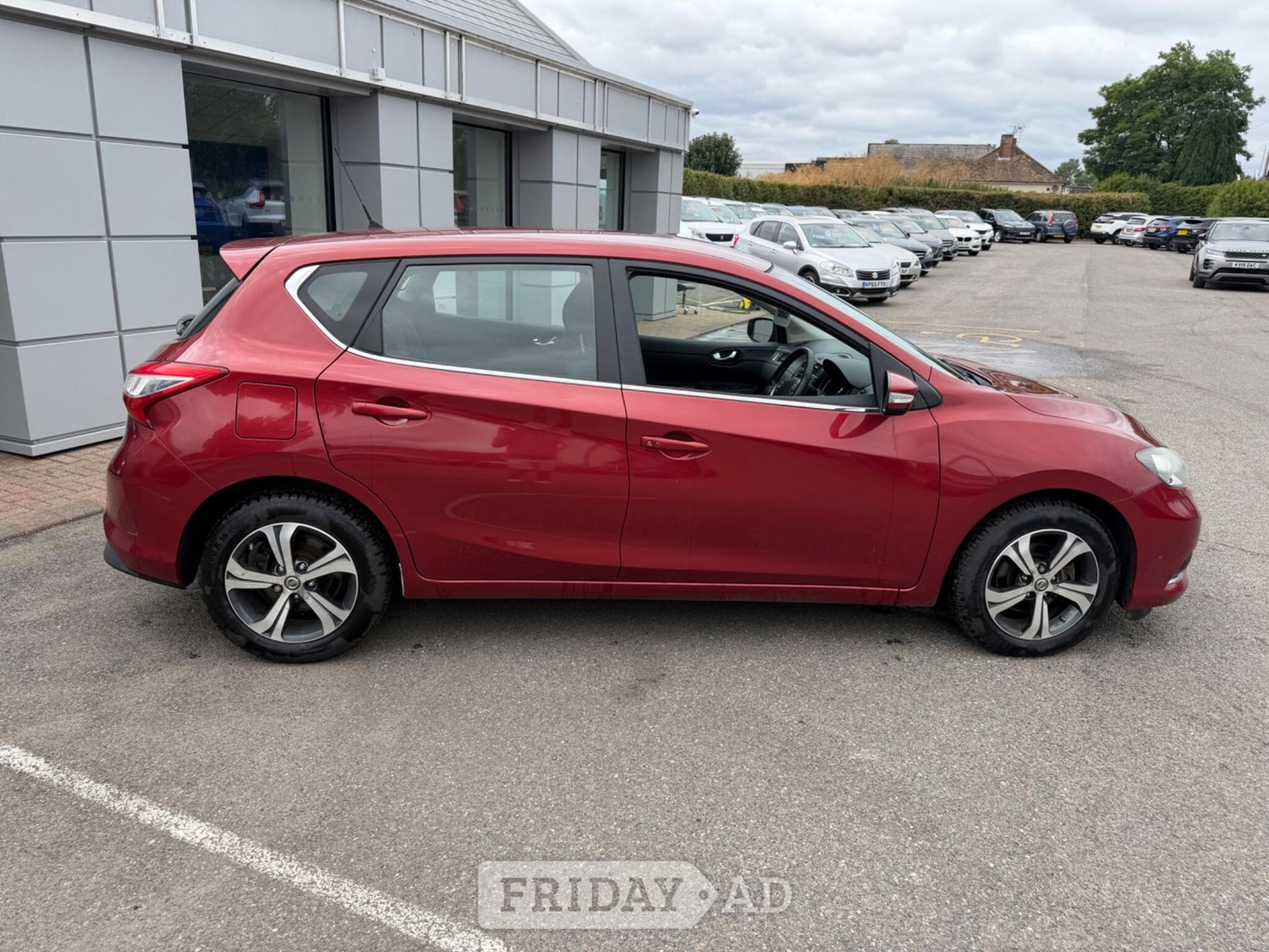 Nissan Pulsar 2014 - Cars