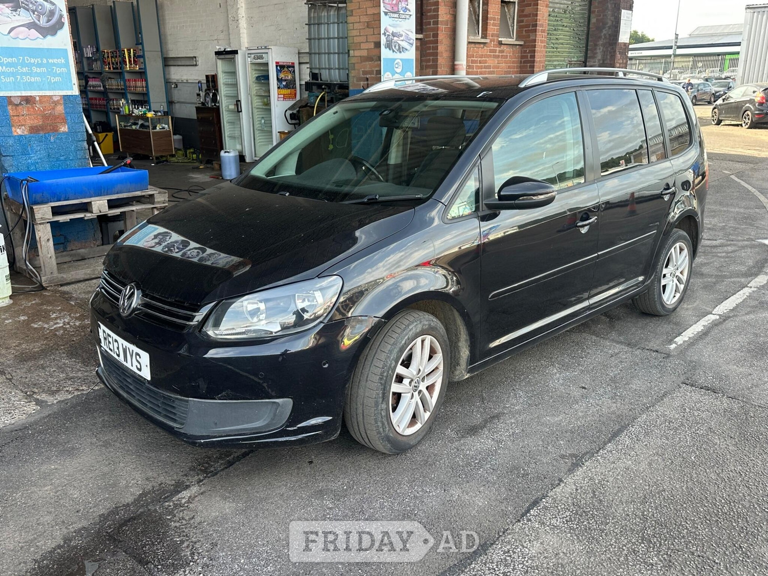 Volkswagen Touran Cardiff