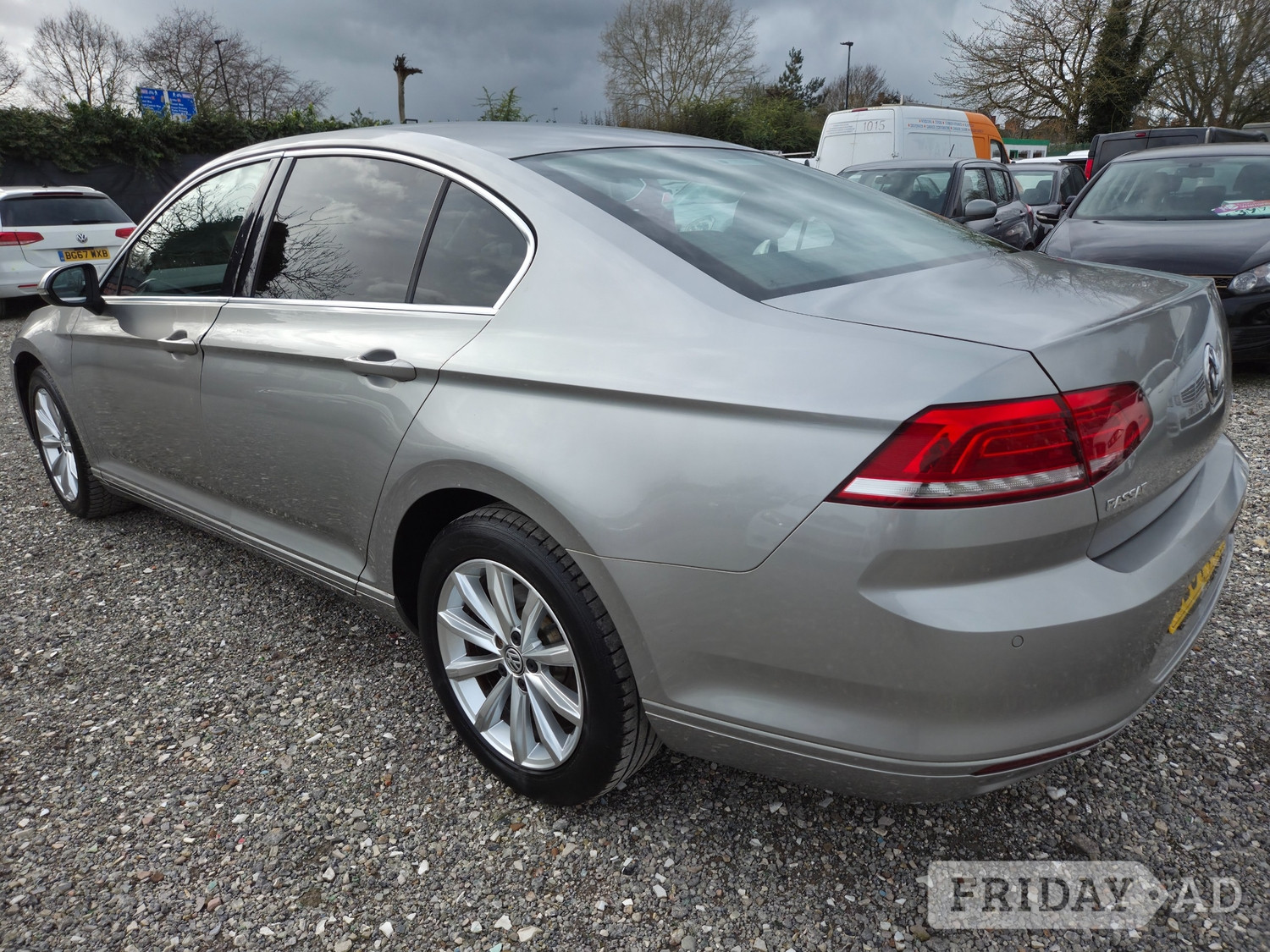 Volkswagen Passat 2015 - Cars
