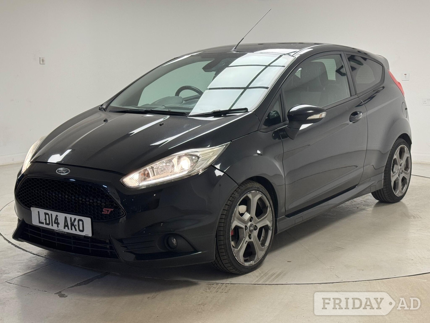 [ berth ]Ford Fiesta