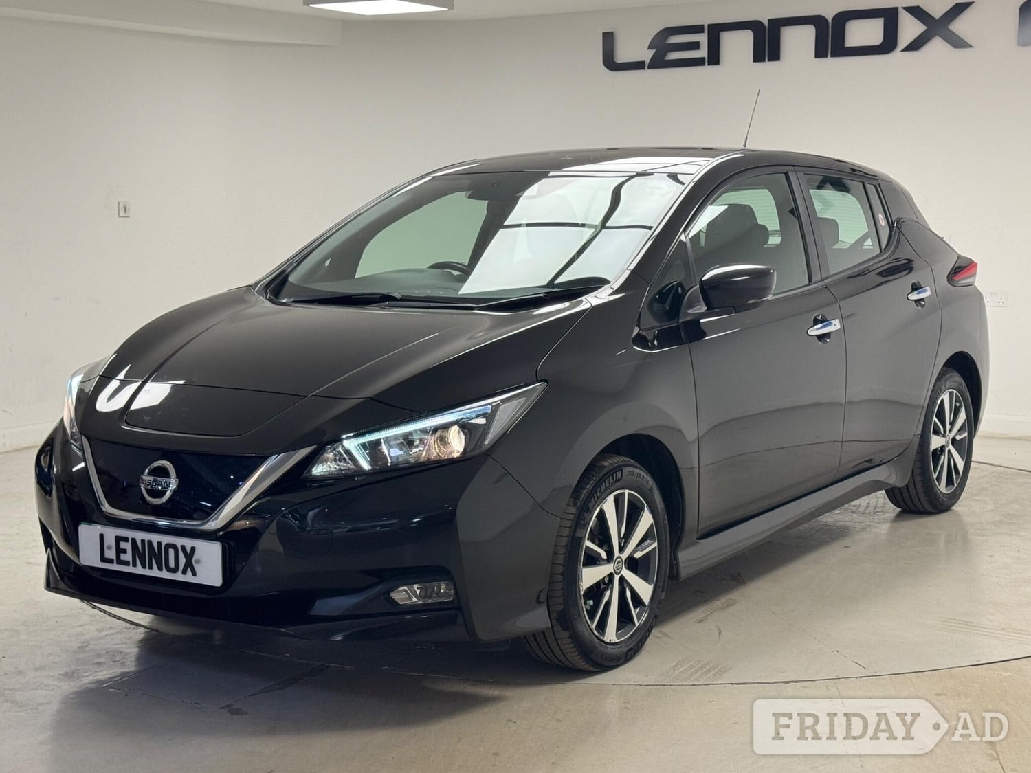 [ berth ]Nissan LEAF