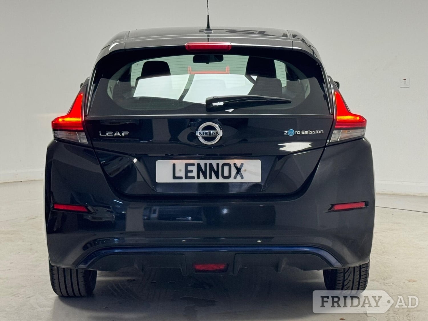 Nissan LEAF 2021 - Cars