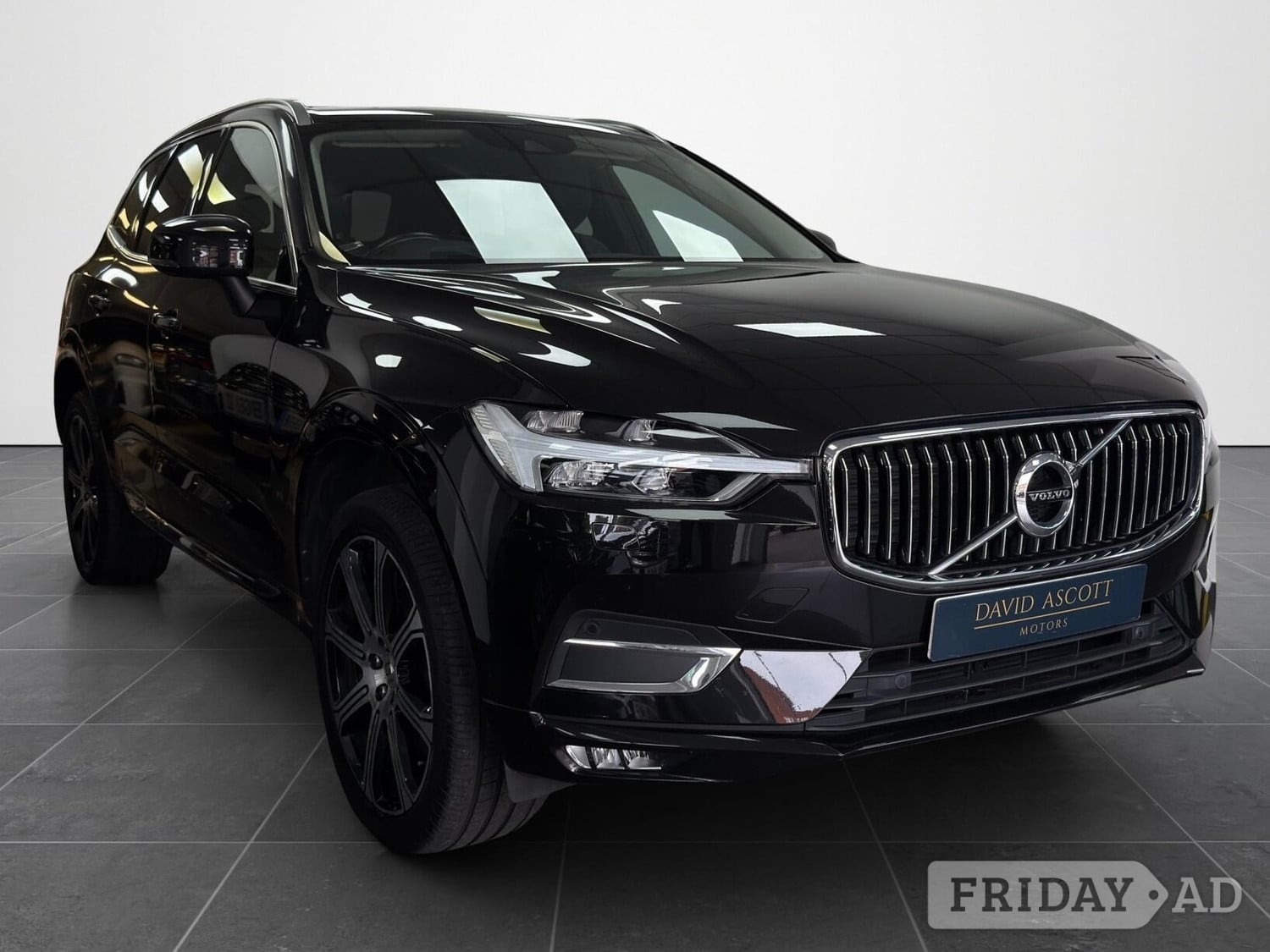 Volvo XC60 2018 - Cars in Ealing