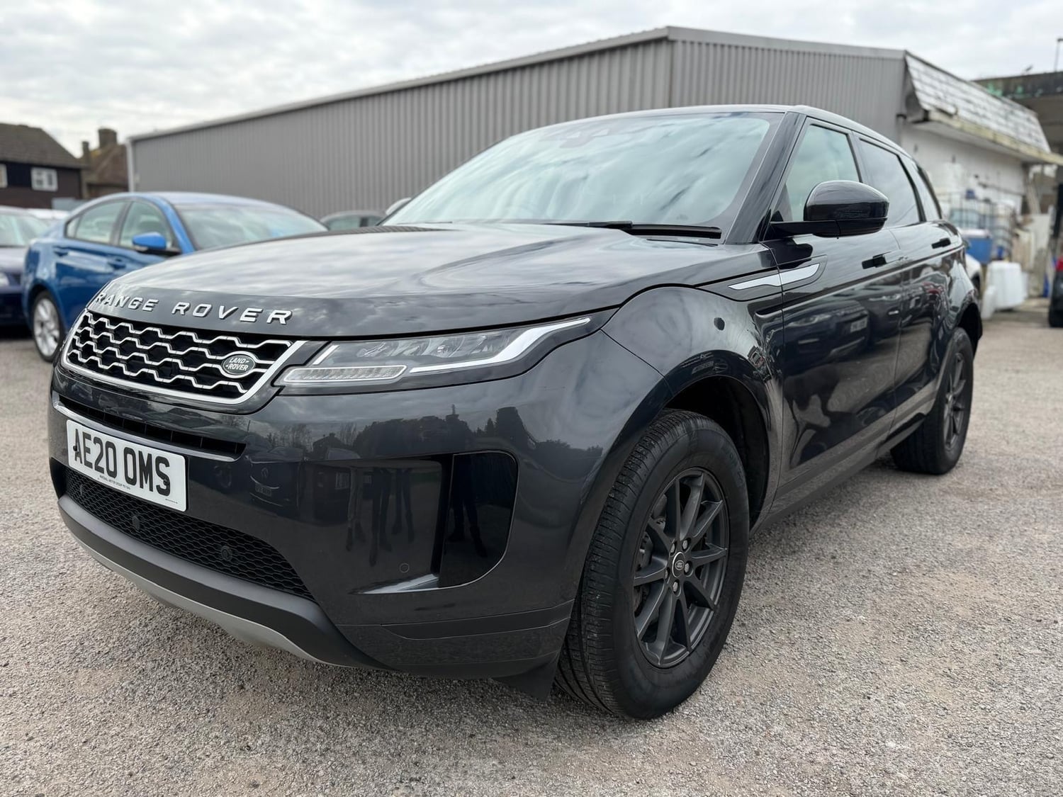 [ berth ]Land Rover Range Rover Evoque