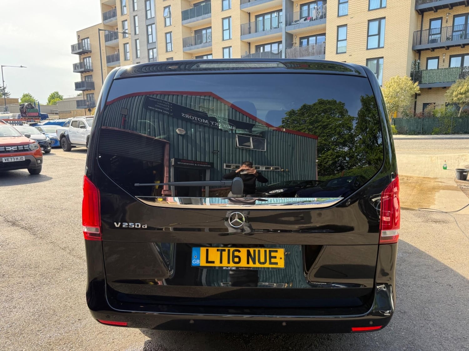Mercedes-Benz V Class 2016 - Cars in Barnet
