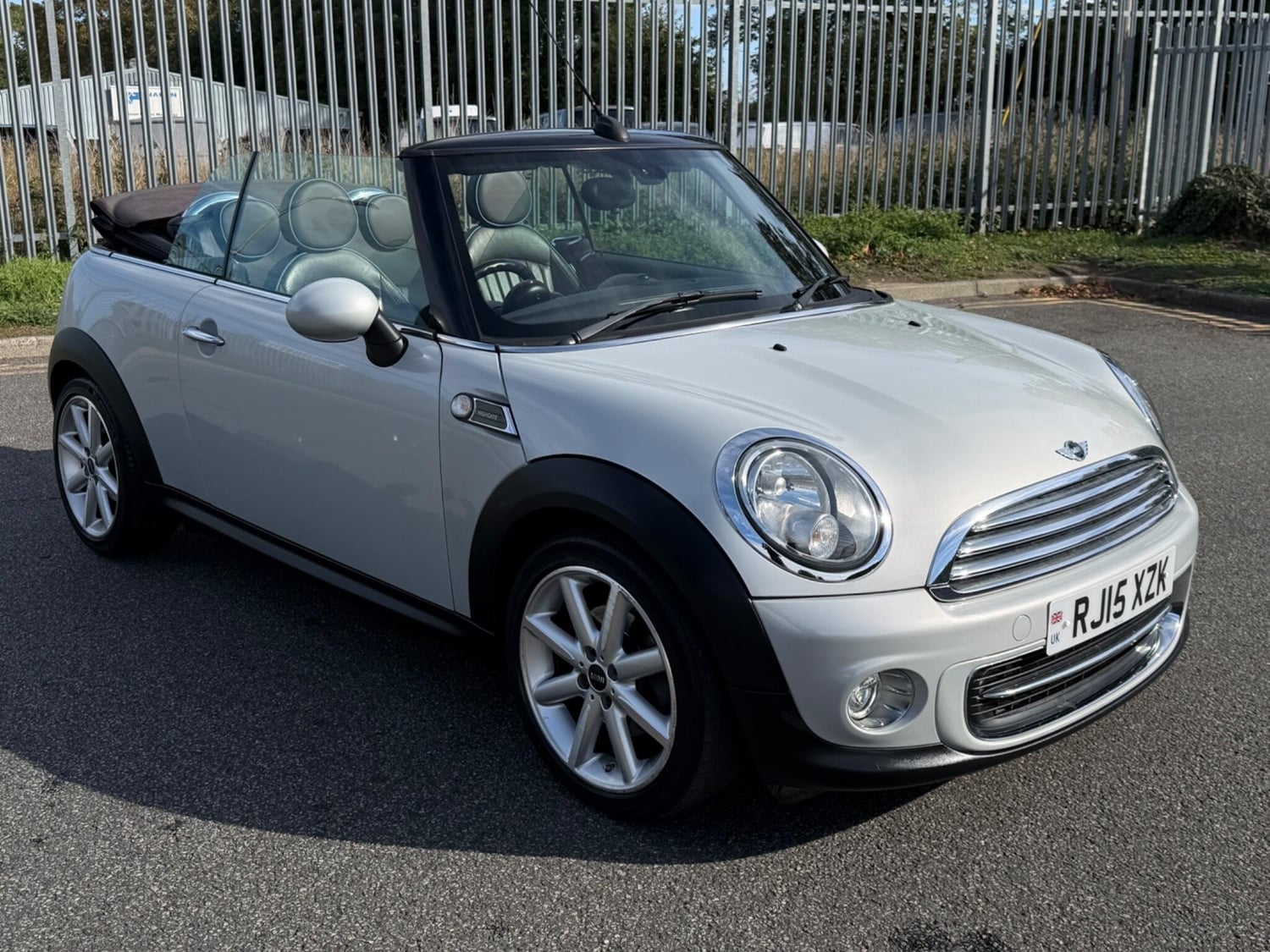 Mini Convertible 2015 - Cars in Tonbridge