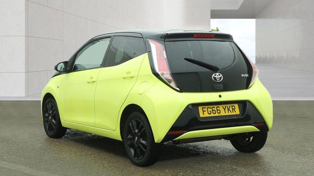 Toyota Aygo 2016 - Cars in Barnet