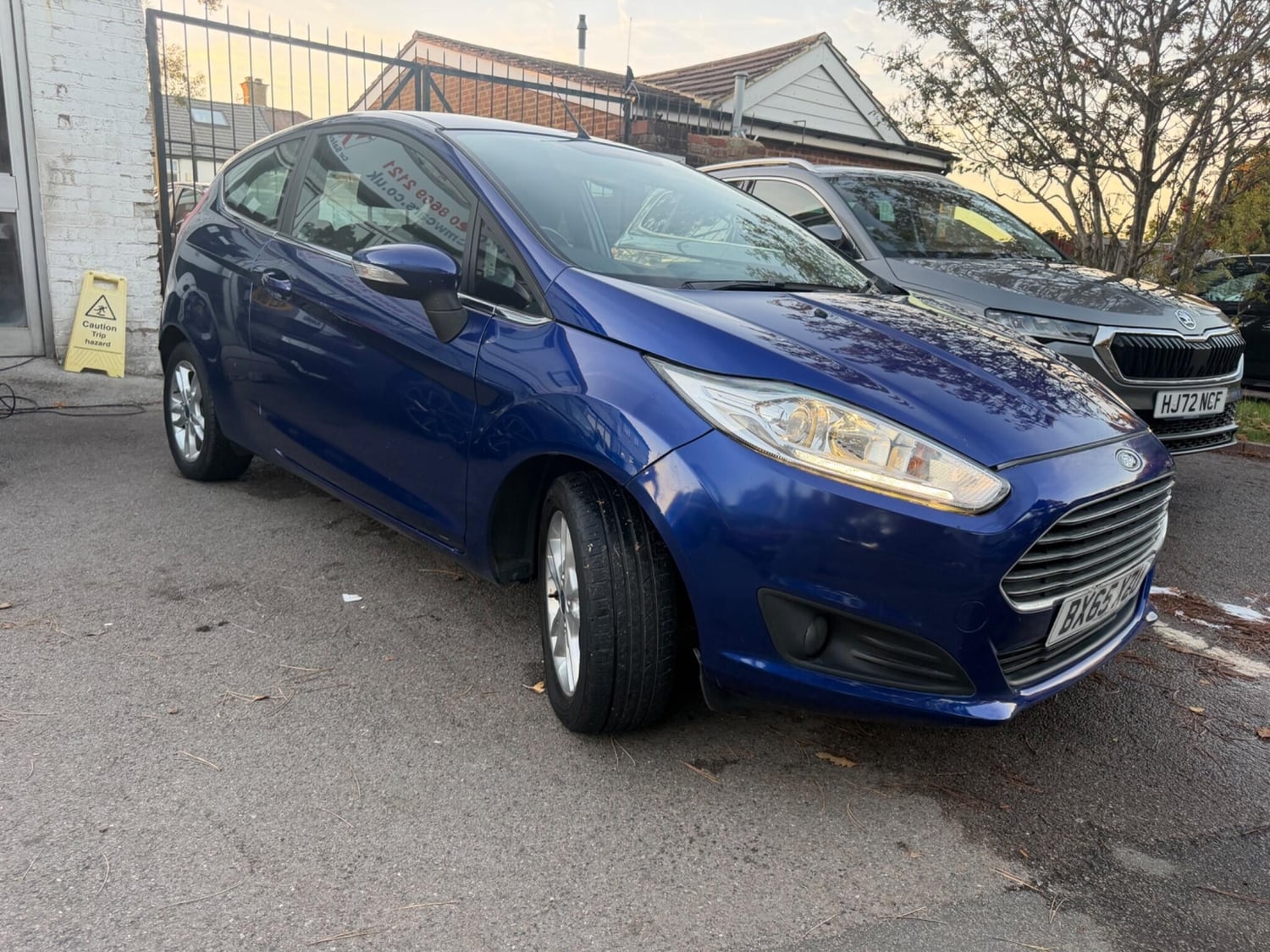 [ berth ]Ford Fiesta