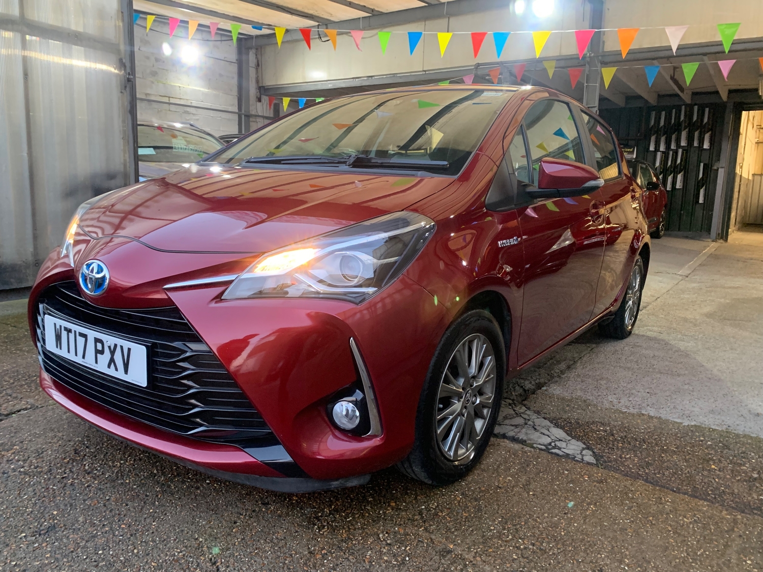 Toyota Yaris 2017 - Cars