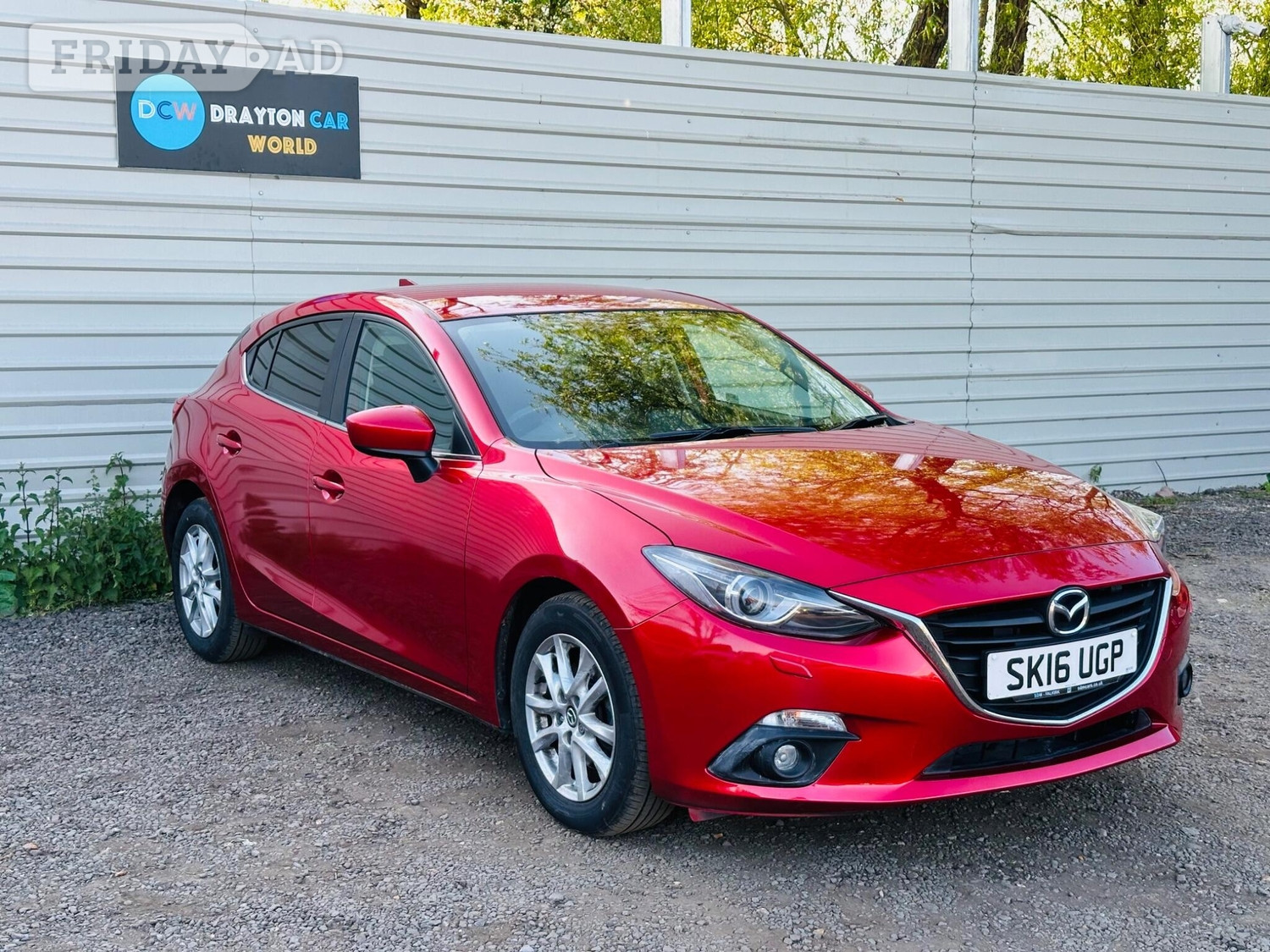 Mazda 3 2016 - Cars in Hillingdon
