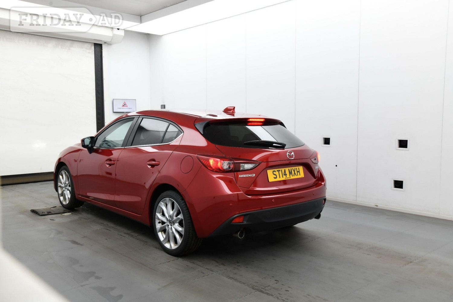 Mazda 3 2014 - Cars in Uxbridge
