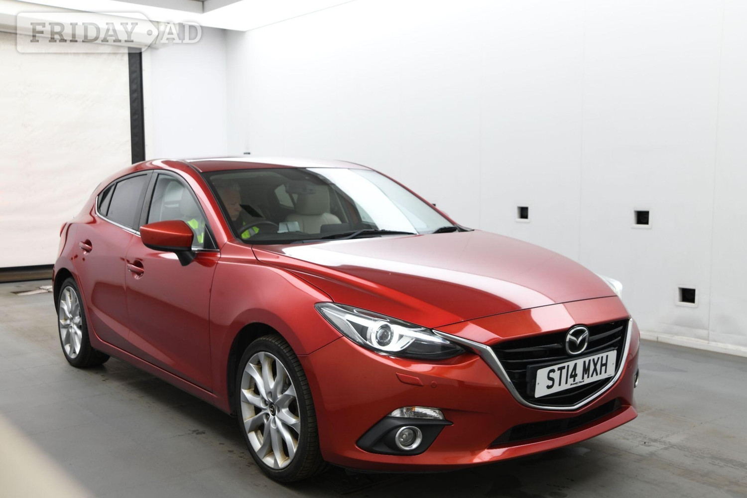 Mazda 3 2014 in Uxbridge