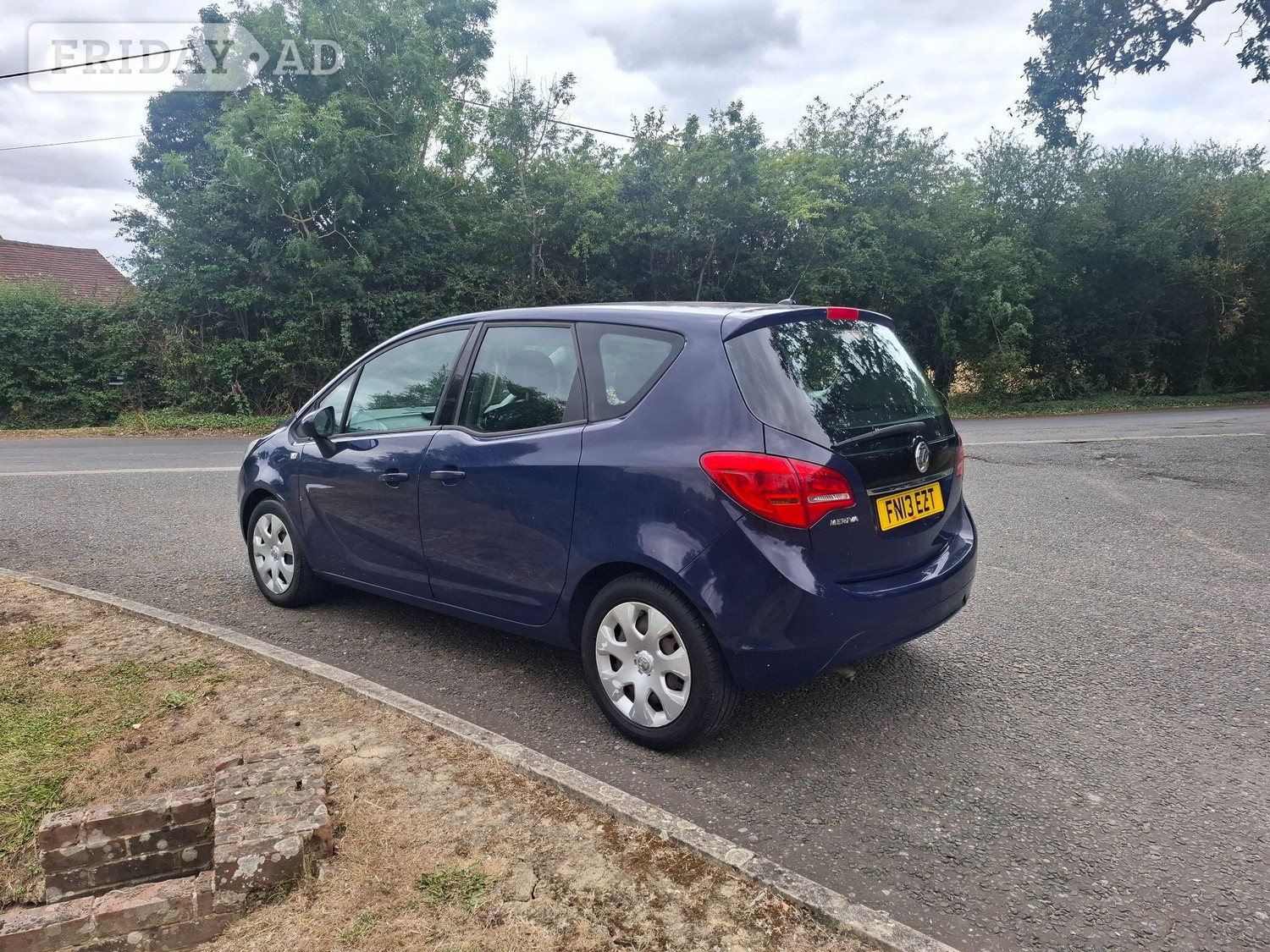 Vauxhall Meriva 2013 - Cars in Ashford