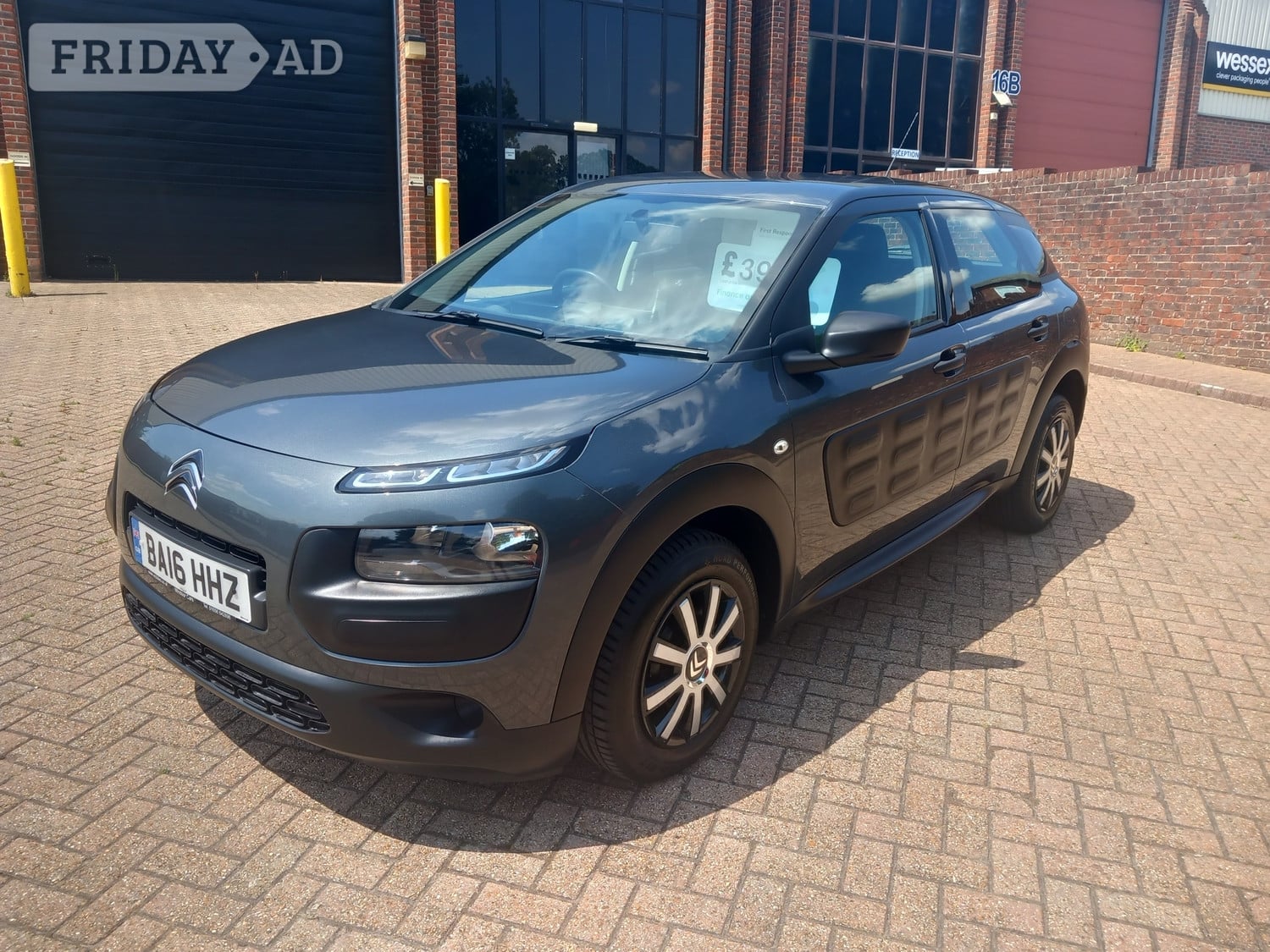 [ berth ]Citroen C4 Cactus