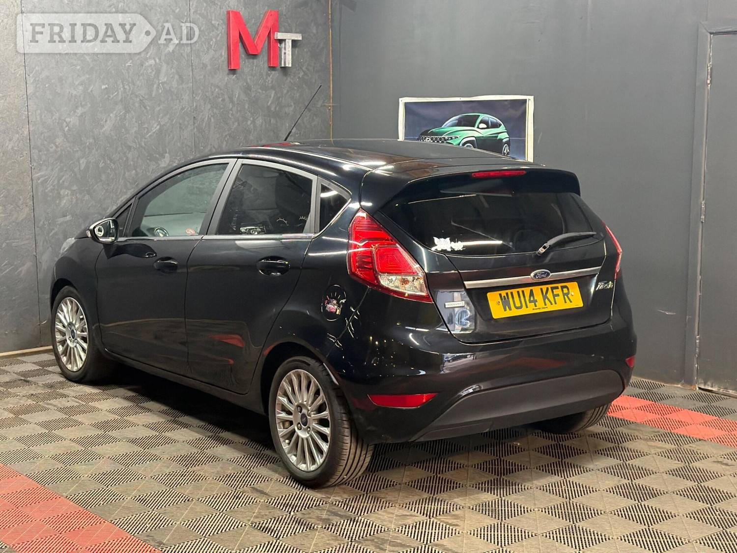 [ berth ]Ford Fiesta