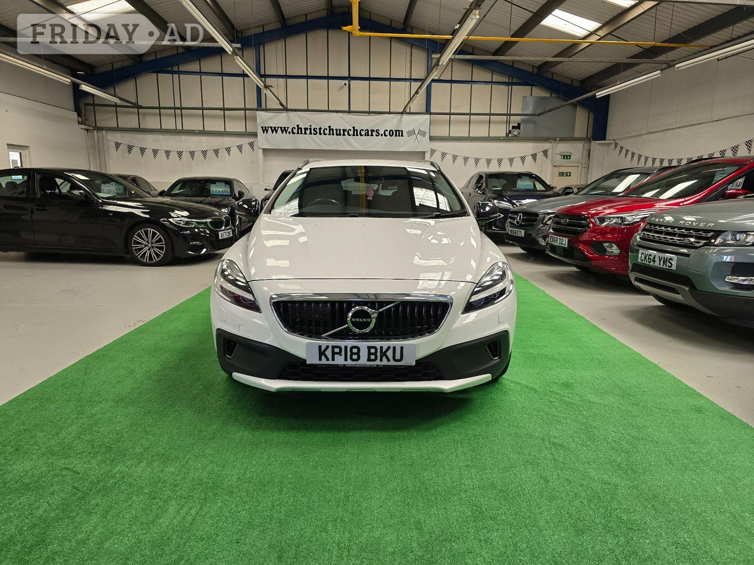Volvo V40 Cross Country 2018 - Cars in Christchurch