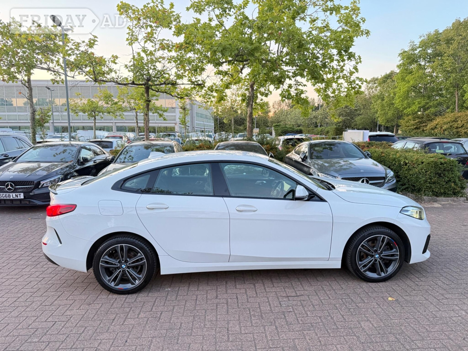 [ berth ]BMW 2 Series