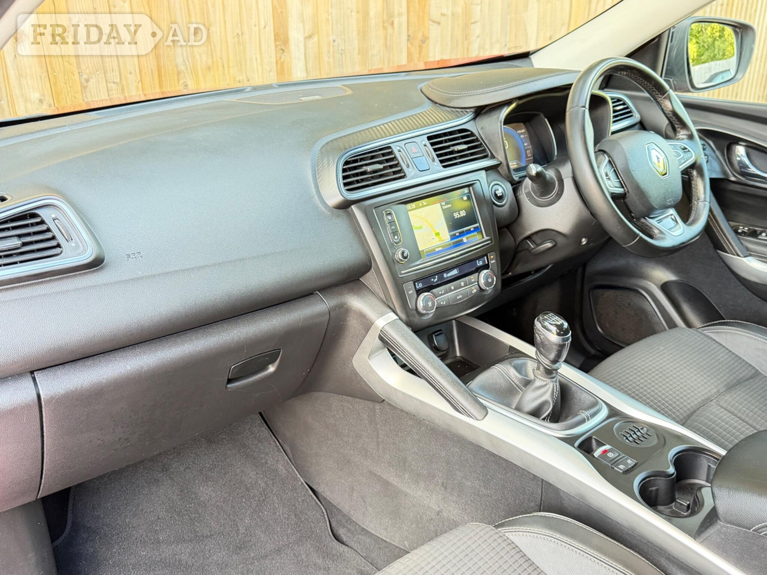 [ berth ]Renault Kadjar