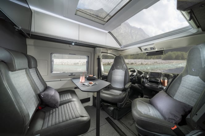 [3 berth ]Adria Twin Supreme 640 SLB
