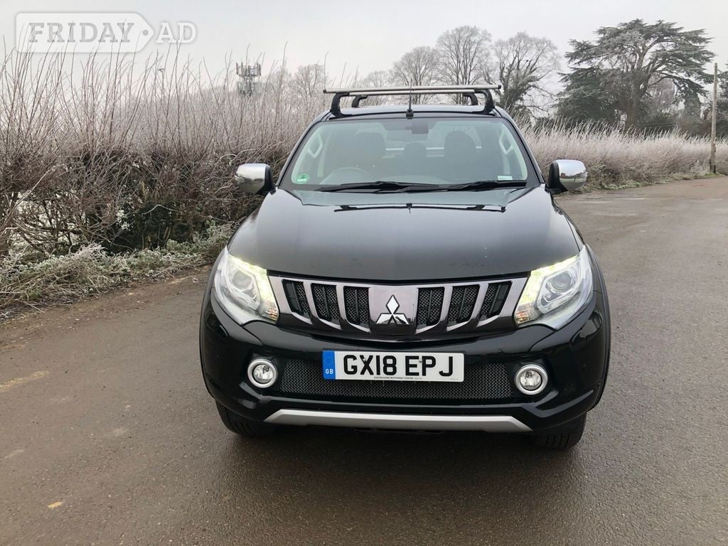 [ berth ]Mitsubishi L200