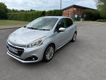 Peugeot 208 2015