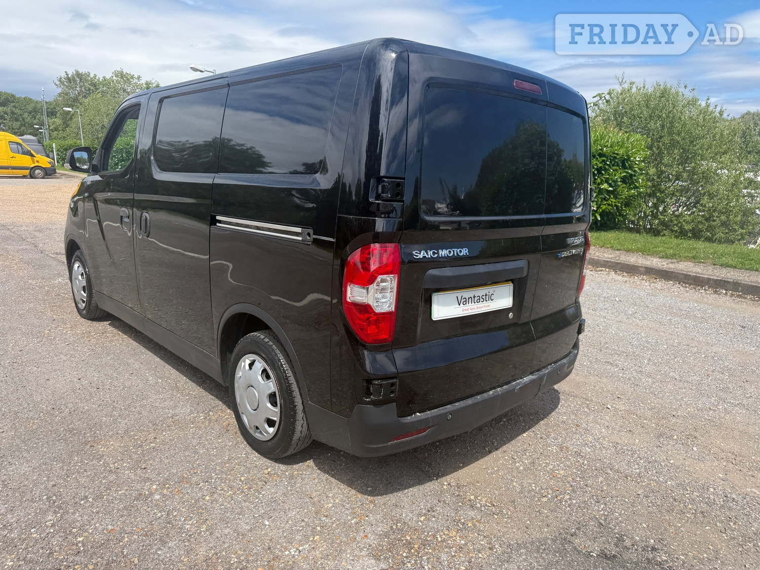Maxus eDeliver 3 2022 - Vans & Commercial Vehicles in Chertsey