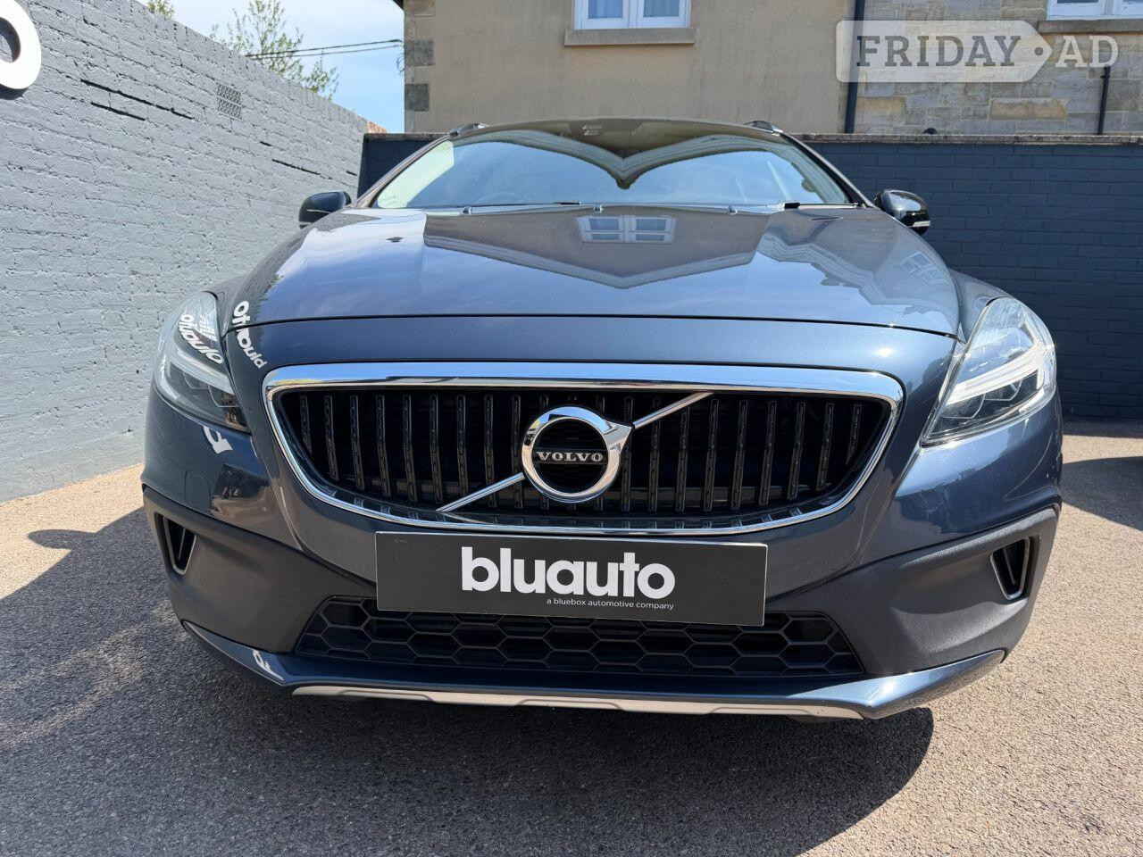 2018 Volvo V40 CROSS COUNTRY 1.5 T3 GPF Pro Hatchback 5dr Petrol Auto Euro 6 (s/s) (152 ps) Rear Parking Camera / Leather Seats - Cars in Uckfield