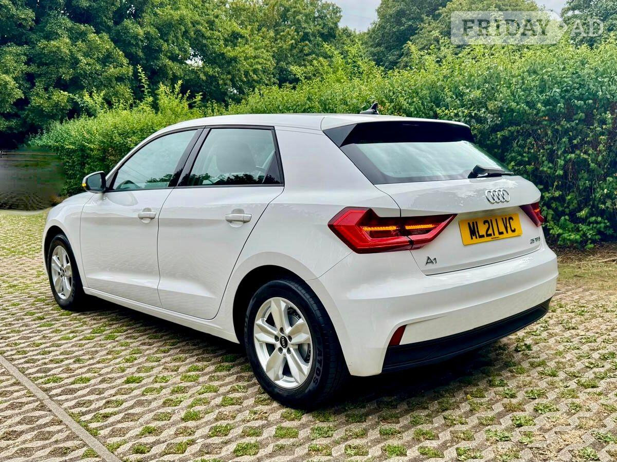 [ berth ]Audi A1