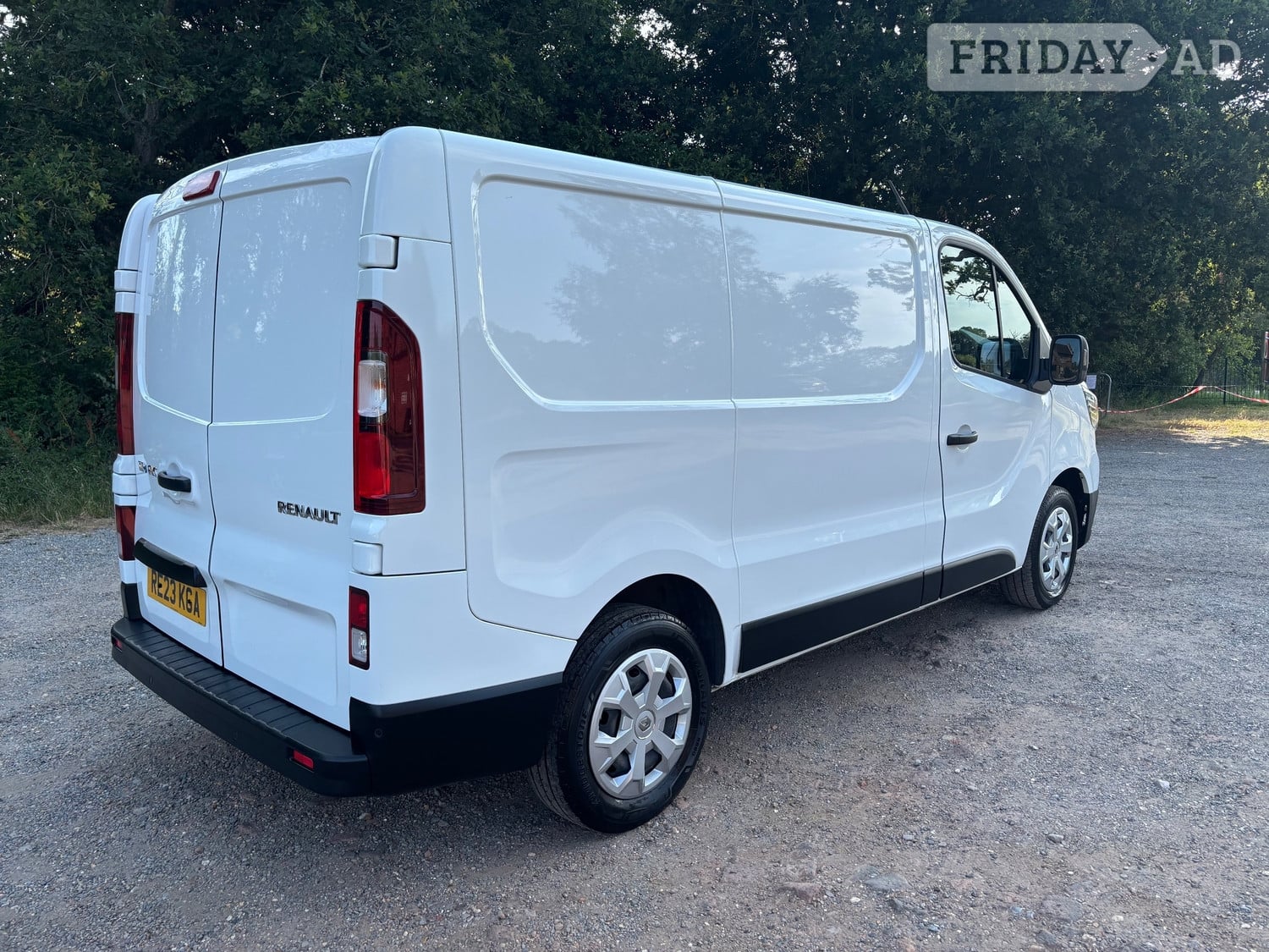 [ berth ]Renault Trafic