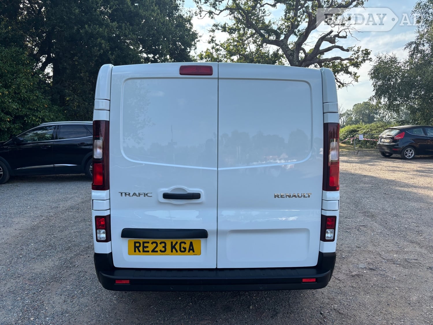 Renault Trafic 2023 - Vans & Commercial Vehicles in Dorking