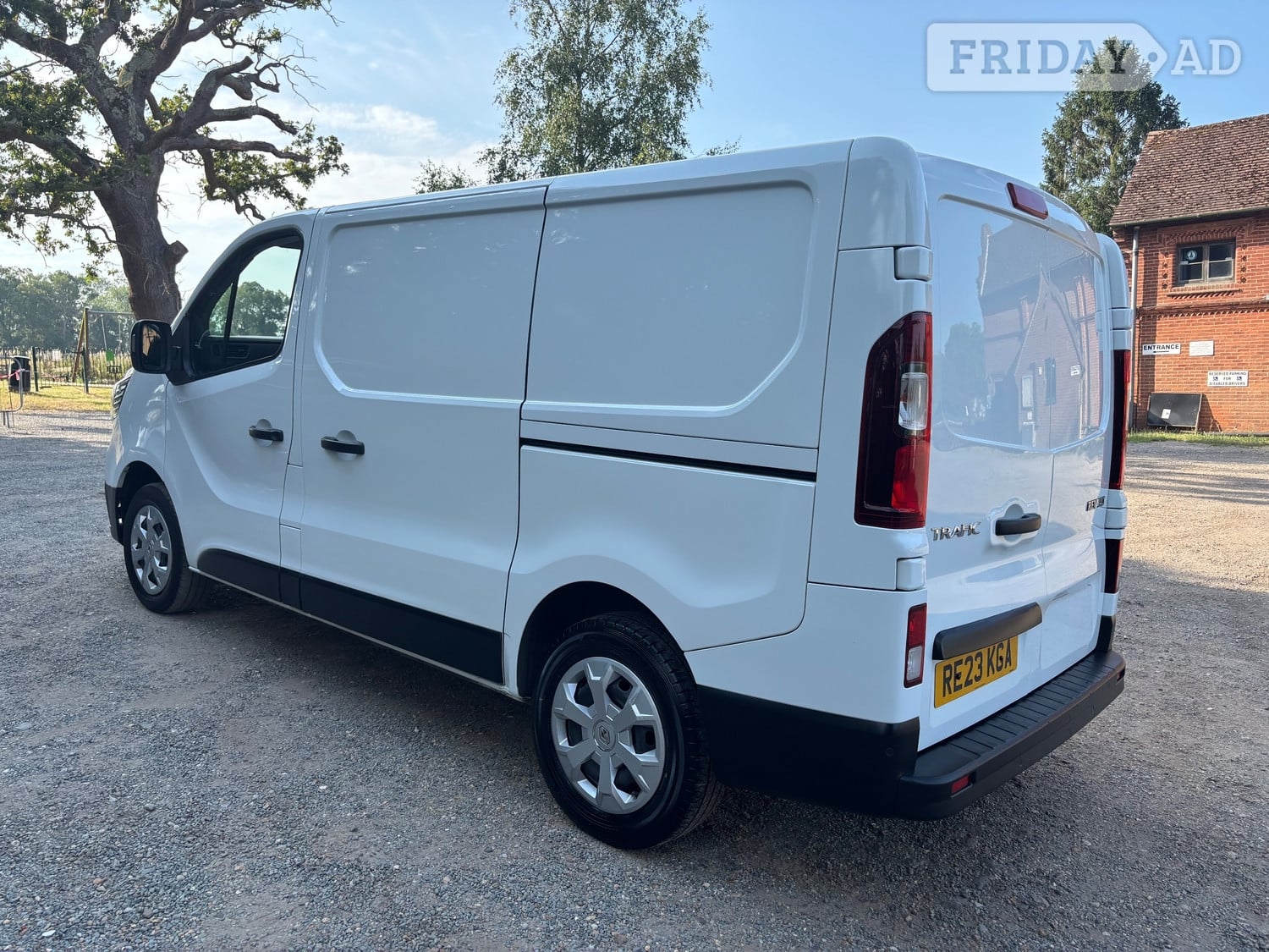 Renault Trafic 2023 - Vans & Commercial Vehicles