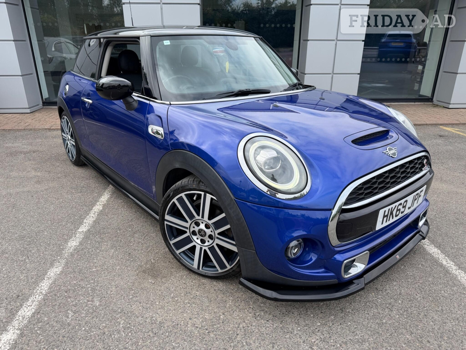 [ berth ]Mini Hatch