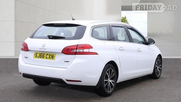 Peugeot 308 SW 2016 - Cars in Staines