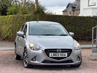 Mazda Mazda2 2015